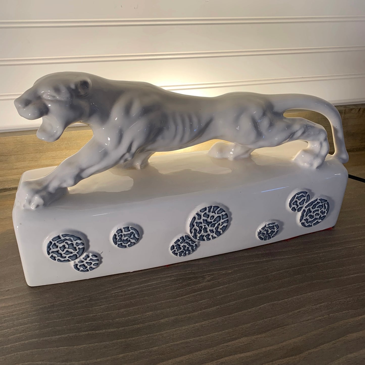 MCM White ceramic "Panther" TV lamp signed "Kron" in 1955.