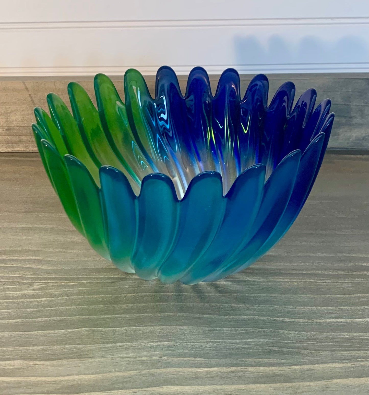 Walther Liebenstern swirled petal art glass bowl